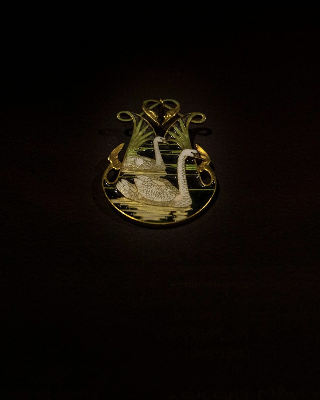 Art Nouveau gold pendant